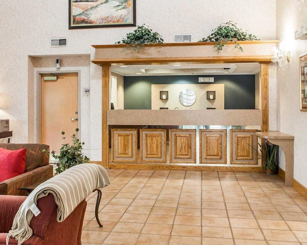 Econo Lodge Newport Esterno foto