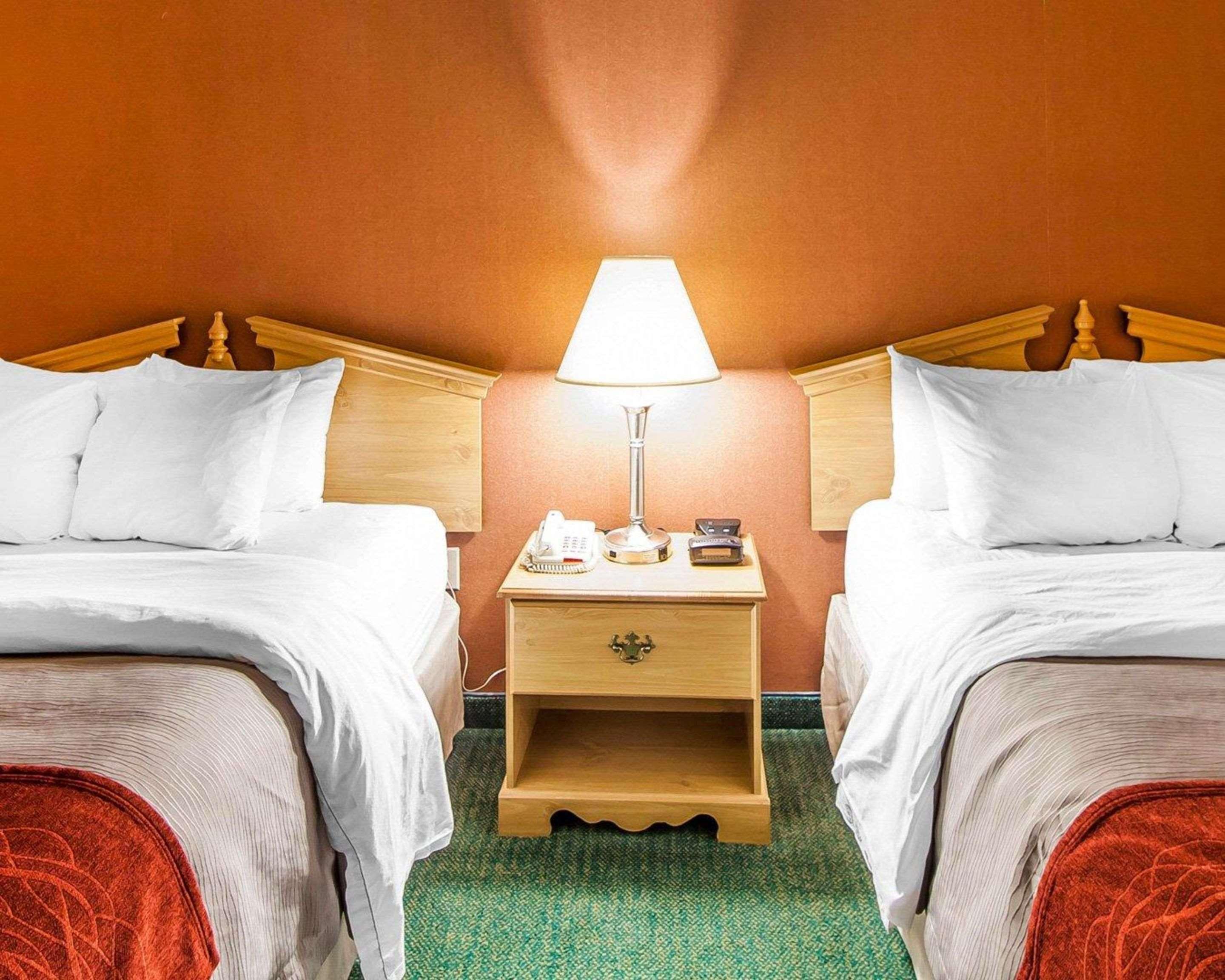 Econo Lodge Newport Esterno foto