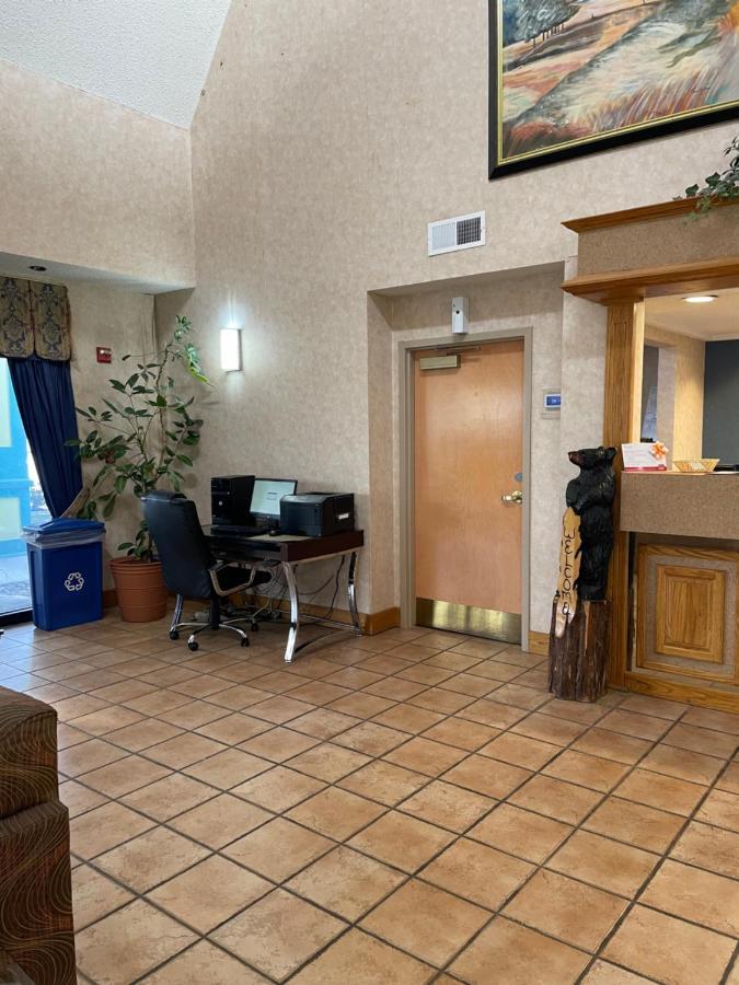 Econo Lodge Newport Esterno foto