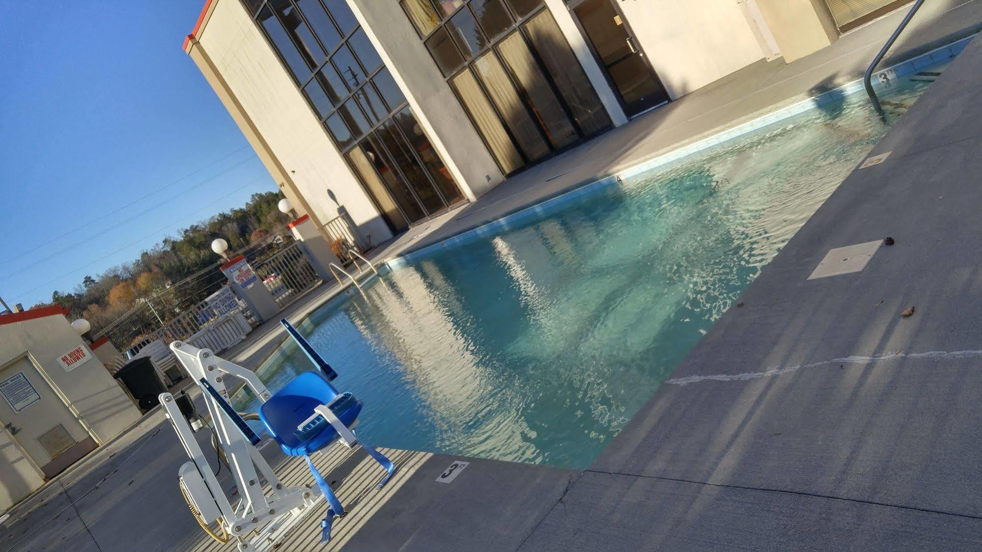 Econo Lodge Newport Esterno foto
